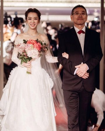 ▲楊千霈曬出了2016年婚禮的照片。（圖／翻攝自Instagram／pinkbabe0309）