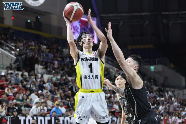 ▲戰神莫爾曼、國王林書豪。（圖／TPBL職籃提供）
