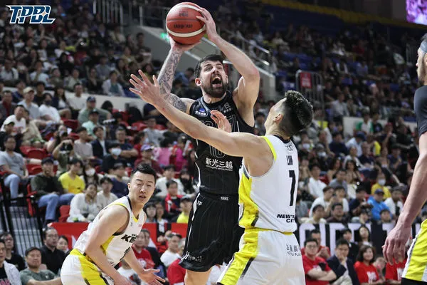 ▲戰神莫爾曼、國王林書豪。（圖／TPBL職籃提供）