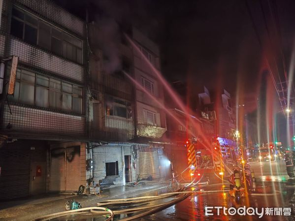 ▲▼             桃園市桃園區大仁路一處家庭式工廠火警。（圖／記者沈繼昌翻攝，下同）