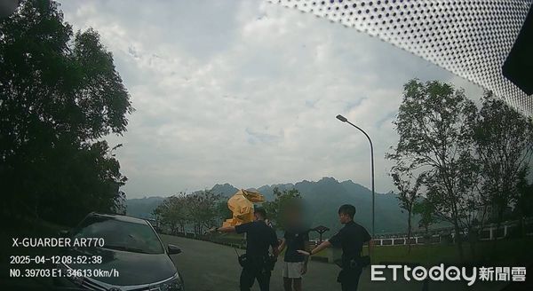 ▲黃姓男子涉嫌偽造文書、組織犯罪遭通緝，又因侵占他人車輛而遭警方逮捕。（圖／記者高堂堯翻攝，下同）