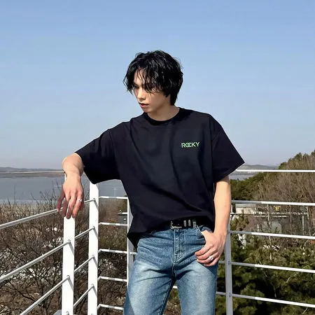 ▲▼台、韓跨界交流！「原子少年2」F.F.O、ARKis擔任ROCKY演唱會嘉賓。（圖／歐妮娛樂、WONIJIN CO提供）