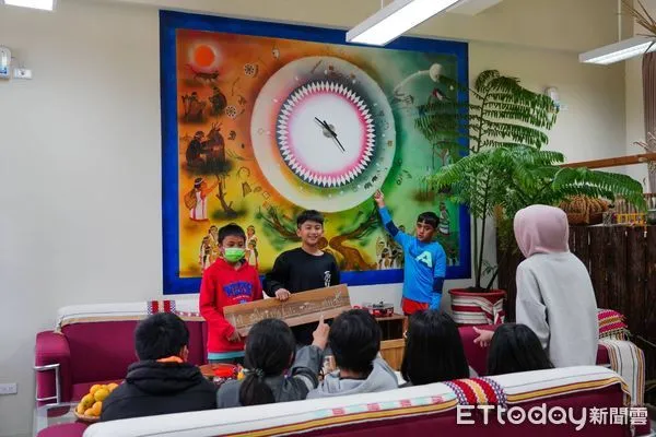 ▲南投縣久美國小獲教育部閱讀磐石學校 。（圖／南投縣政府提供，下同）