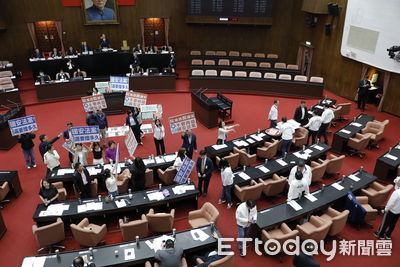 排開時間響應朱立倫包圍北院 國民黨團將今日總質詢改到下周二
