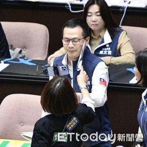 快訊／紙扇打羅智強耳光！邱議瑩公然侮辱罪起訴　先前已賠20萬