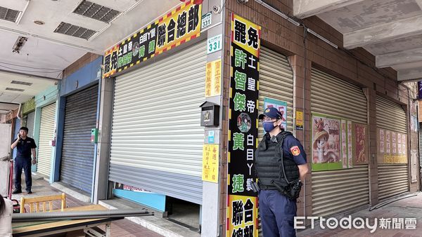 ▲▼罷免高雄立委許智傑、黃捷的「高雄雙罷劫」團隊，今（18）日上午傳出遭調查局搜索。（圖／記者賴文萱攝）
