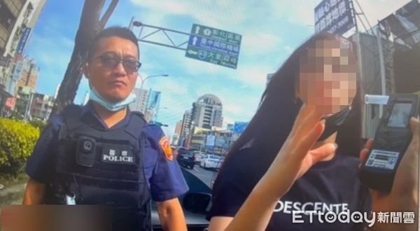 ▲▼賓士女嗨喝通宵醉趴駕駛座，釀成塞車，酒測值高達0.67。（圖／民眾提供，下同）