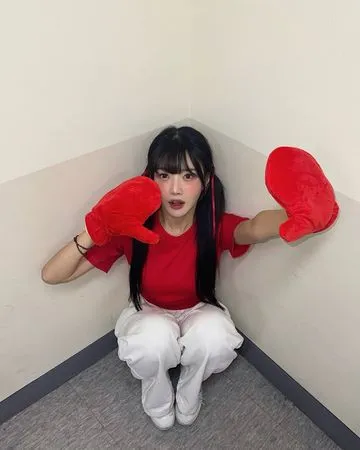 ▲南韓啦啦隊女神金泰琳以其亮麗外型收穫了不少粉絲。（圖／翻攝自Instagram／kimtaerini）