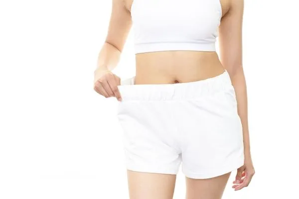 移居葡萄牙的美國婦人透過調整飲食習慣，學習歐洲人慢活生活步調規律飲食，輕鬆瘦了9公斤。（示意圖，photoAC）