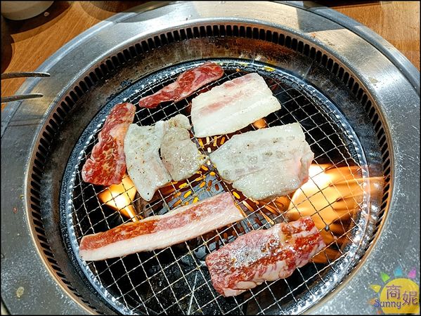 ▲▼名古屋燒肉吃到飽|烤肉和民日式燒肉吃到飽!鹿兒島黑毛和牛、牛舌、海鮮、甜點、飲料等超過百種食材無限放題。（圖／部落客商妮授權提供）