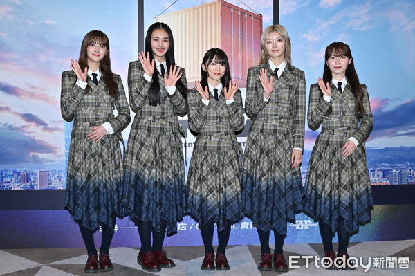 ▲櫻坂46」SAKURAZAKA46，田村保乃（左起）、山崎天（山﨑天）、森田輝、藤吉夏鈴、守屋麗奈。（圖／記者李毓康攝）