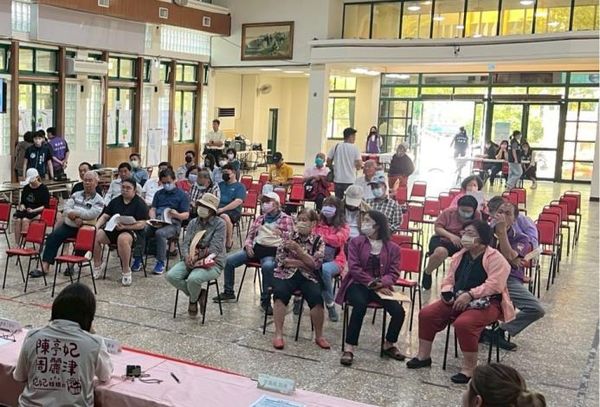 ▲第十三期喜樹灣裡市地重劃區土地分配草案說明會現場   。（圖／台南地政局提供）