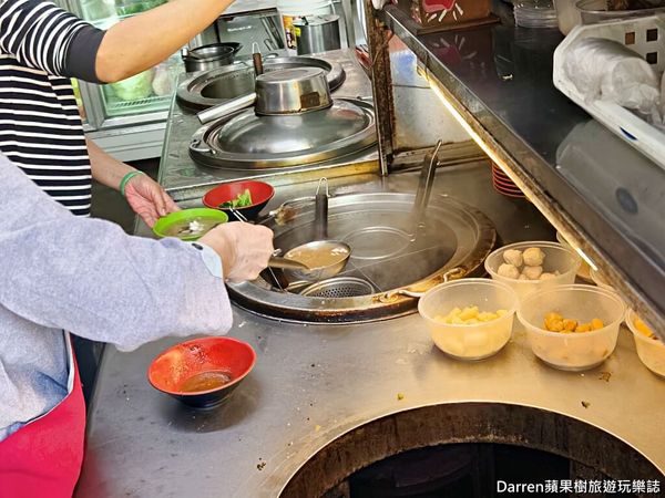 ▲▼古記甜不辣》鶯歌美食奧運金牌選手林郁婷推薦必吃鶯歌小吃外帶。（圖／部落客Darren蘋果樹旅遊玩樂誌授權提供）