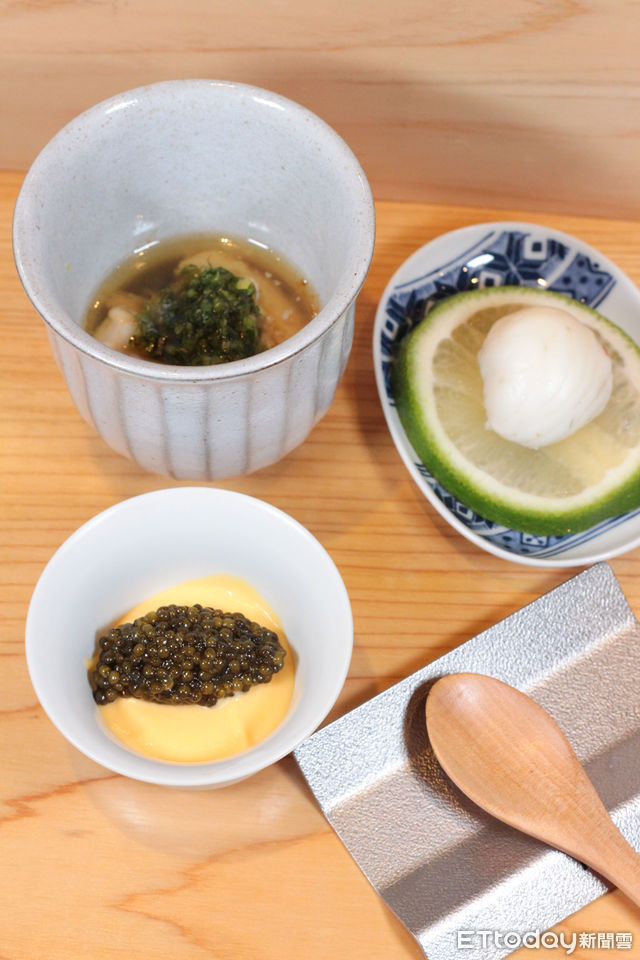 ▲淋熱油、豆瓣醬煮！壽司芳新菜融入中式料理元素。（圖／記者黃士原攝）