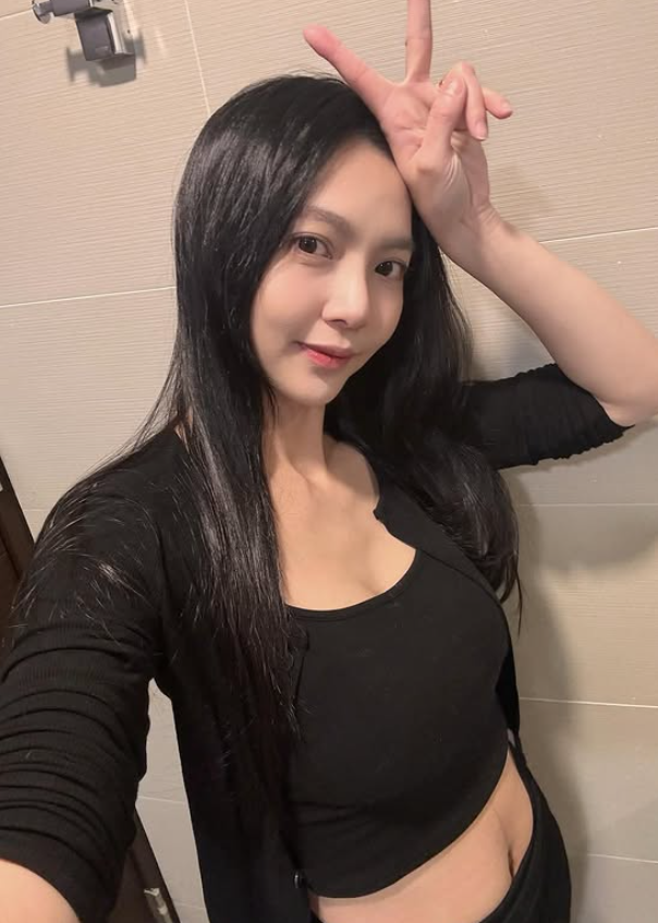 ▲▼陳緗妮（圖／翻攝自Instagram／liyameowcat）