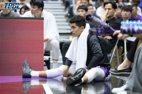 ▲雲豹高錦瑋、克羅馬，攻城獅高國豪。（圖／TPBL職籃提供） 