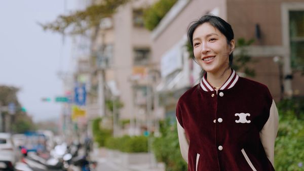 ▲楊謹華在鏡頭上從容自在展現演技，其實她天生容易緊張。（圖／鏡電視）