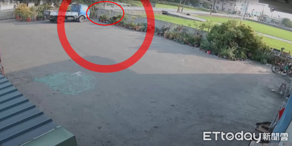 ▲▼             彰化秀水鄉雙載機車自撞，釀籌1死1重傷。（圖／記者唐詠絮翻攝）