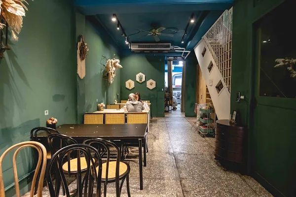 ▲▼台北早午餐【金花碳烤吐司專賣】萬華美食|牽絲兩公尺直接到天邊|名副其實的彩虹吐司|流心熔岩起司蛋直接湧出|飯糰尬芋泥也太酷。（圖／部落客美熊授權提供）