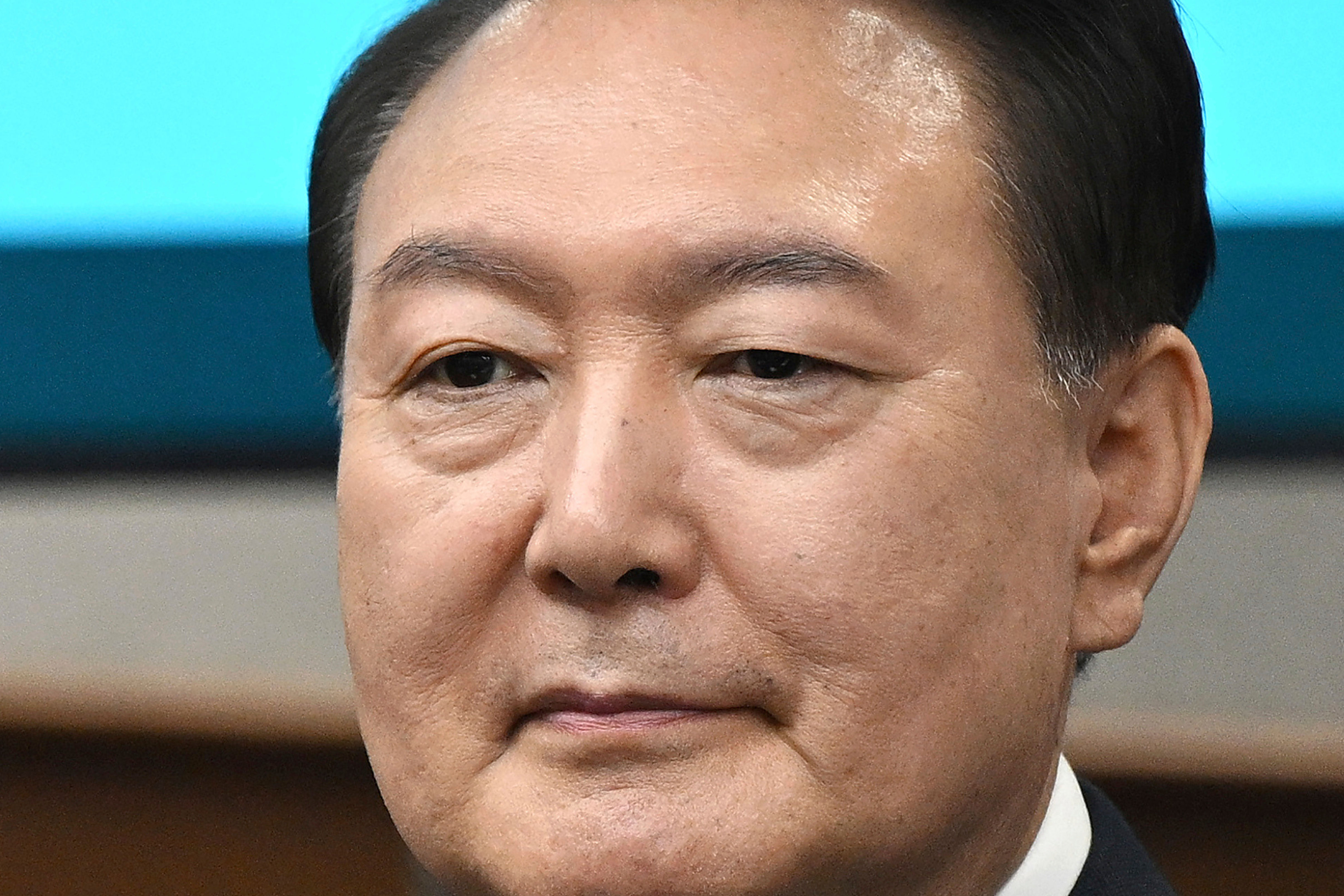 ▲▼「主導內亂罪」被告人尹錫悅坐在內側被告席。（圖／達志影像／美聯社）