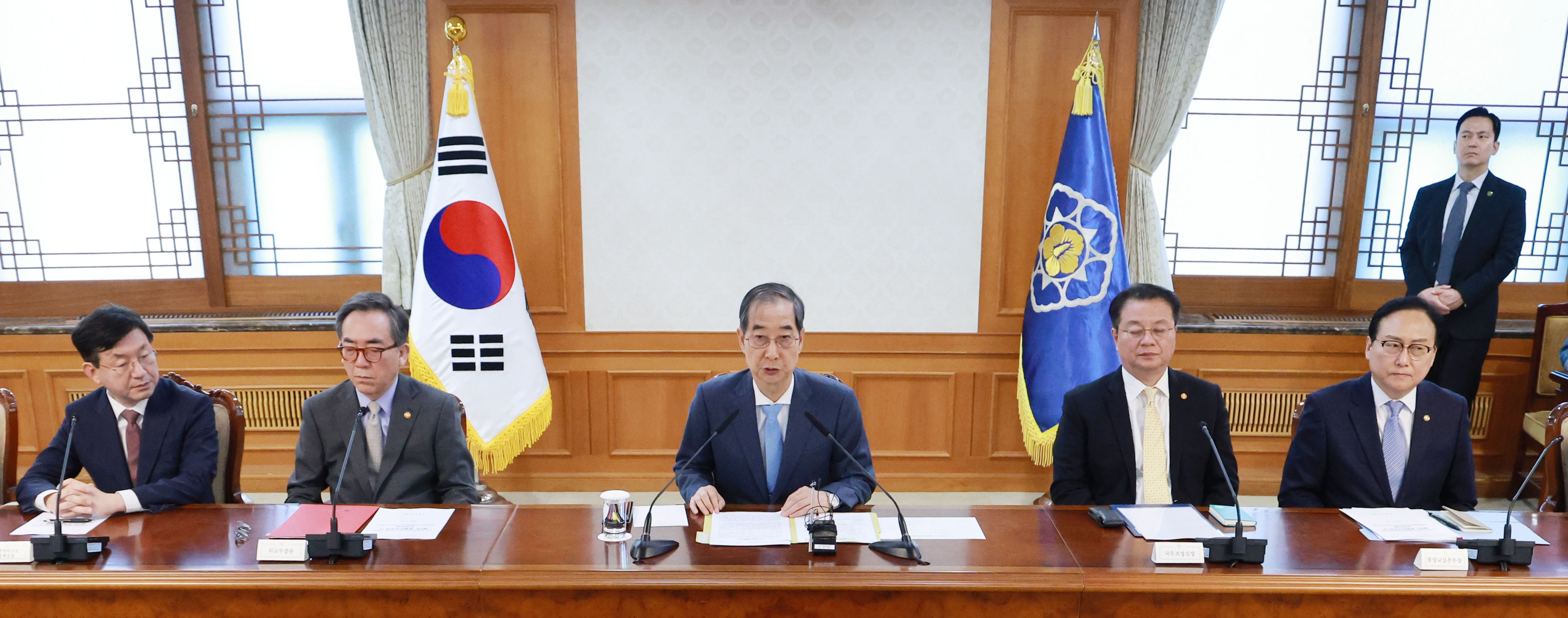 ▲▼南韓代理總統韓悳洙21日上午在首爾召開第5次經濟安保戰略專案小組會議。（圖／達志影像）