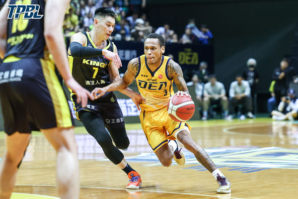 ▲國王林書豪、桑尼，特攻林韋翰、飛馳、莫米爾。（圖／TPBL職籃提供）