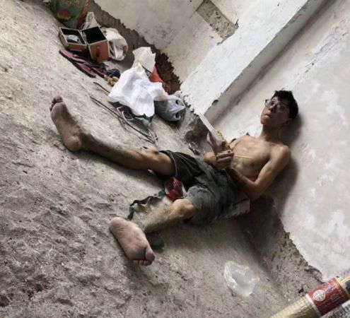 ▲▼做工地9年存800萬元！陸35歲搬磚工：這收入很正常。（圖／翻攝微博）