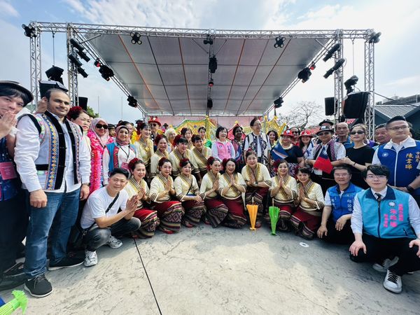 ▲▼       水花祈福傳遞善念　走進龍岡體驗異域盛典　懷舊之夜重現金典      。（圖／桃園米干節）