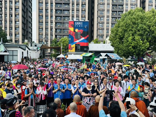 ▲▼       水花祈福傳遞善念　走進龍岡體驗異域盛典　懷舊之夜重現金典      。（圖／桃園米干節）