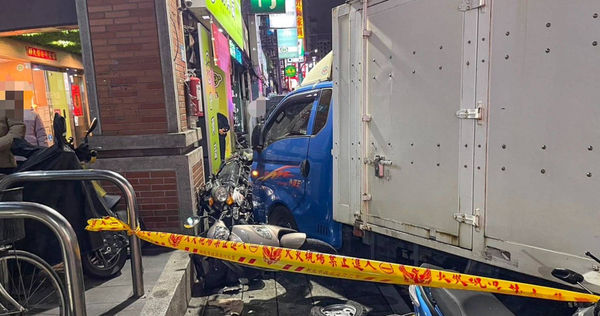 大愛劇組工作人員因過勞開車撞死人，然而類似案件卻非第一次發生。（圖／翻攝畫面）