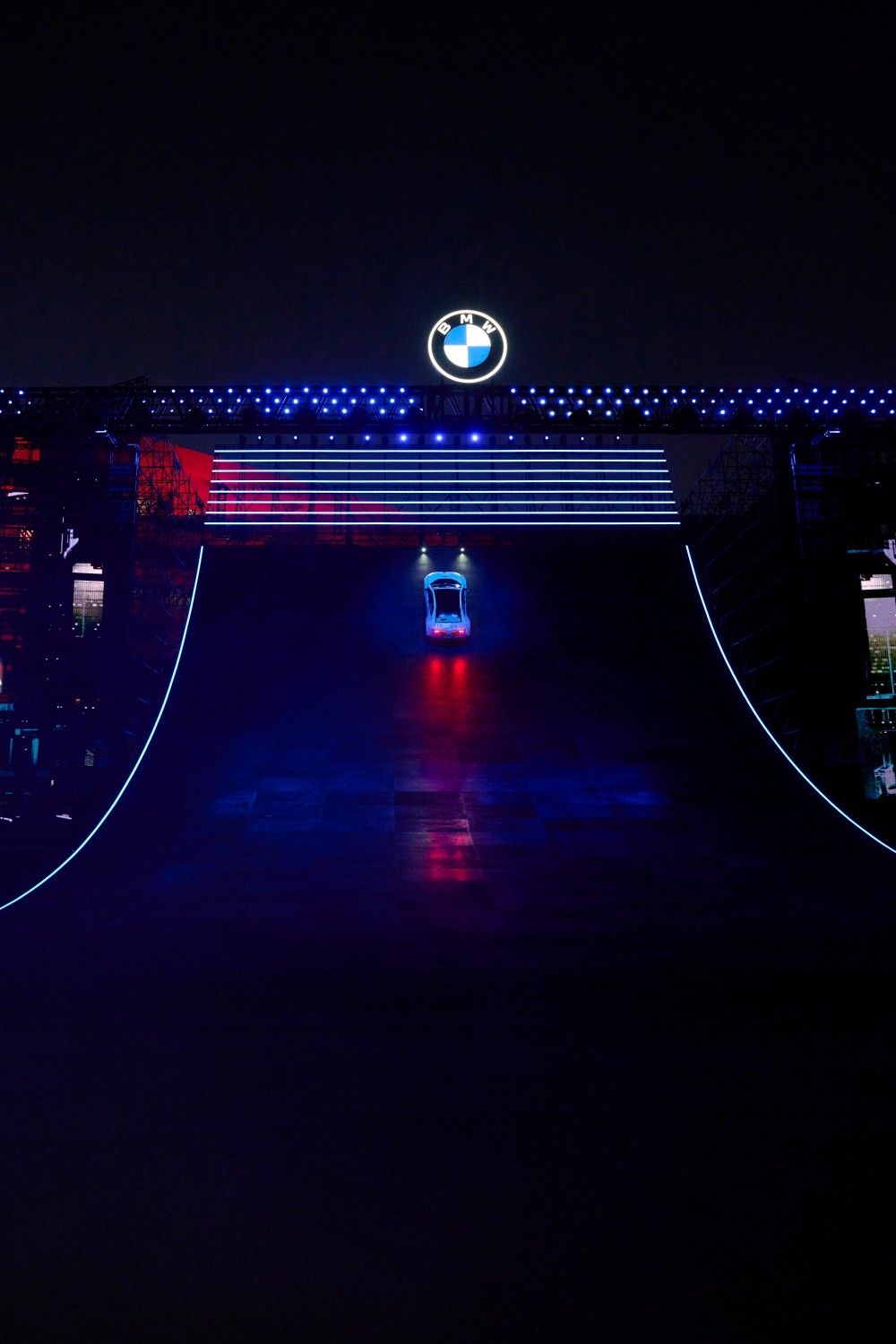 ▲BMW最強原型車Vision Driving Experience 。（圖／翻攝自BMW）