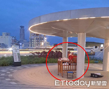 高雄最美天棚赫見廢棄嬰兒床！放1個月竟沒人管　張博洋火大開嗆
