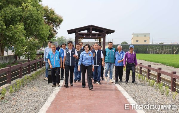 ▲縣府投入總預算經費約800萬元改善西螺鎮公舘里臨靠農田水利署雲林管理處權管二崙支線放水路及埔姜分線水利剩地。（圖／記者游瓊華翻攝）