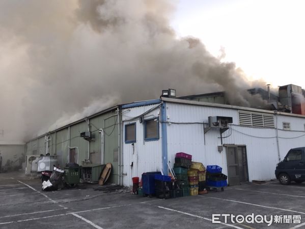 ▲▼梧棲餐廳火警。（圖／記者游瓊華翻攝）