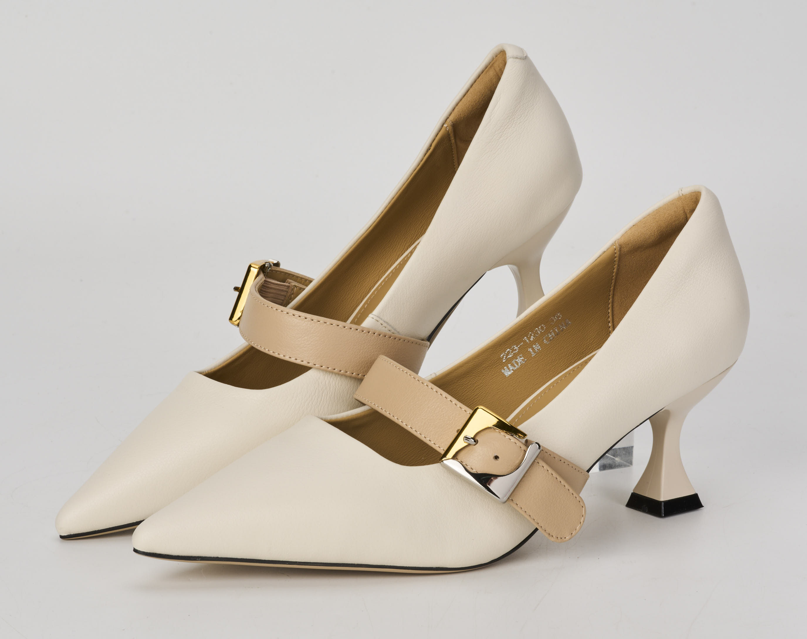 ▲微風、京站出清特賣會。（圖／各業者提供）