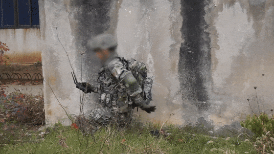 ▲可用於單兵作戰的解放軍新型「微型無人機」。（圖／翻攝央視軍事）