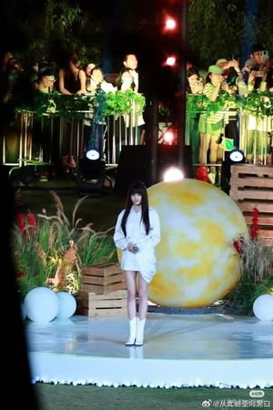 ▲▼全大陸等不到她發文！　關曉彤「0祝福鹿晗」爆分手後首露臉。（圖／翻攝自微博）
