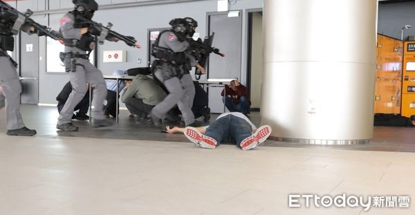 ▲▼世壯會將在雙北市舉辦，北市府各局處在22日聯合舉辦反恐、維安等模擬事件。（圖／記者邱中岳翻攝）