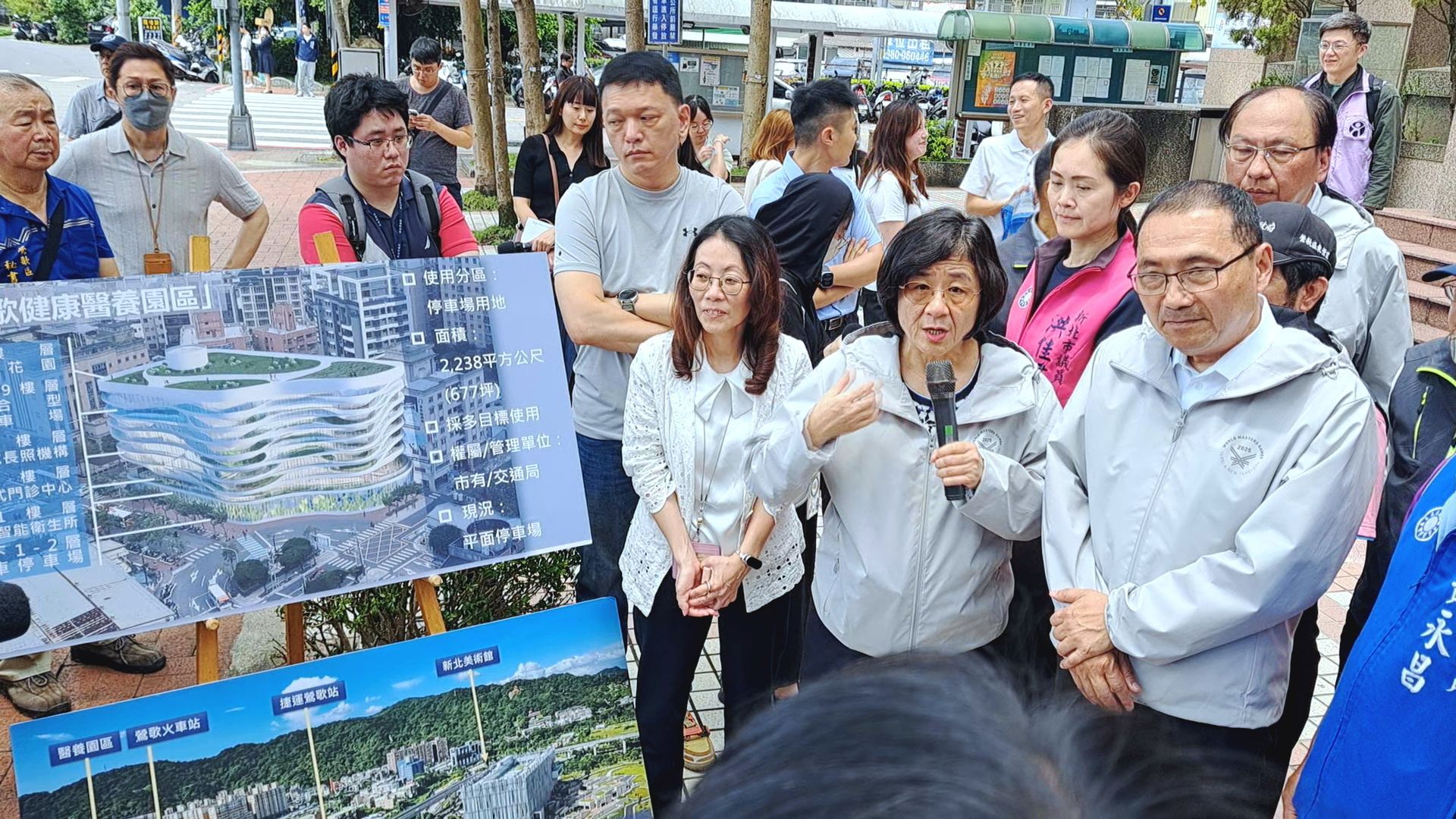 ▲捷運三鶯線列車動態測試視察▼             。（圖／記者鄭遠龍攝）