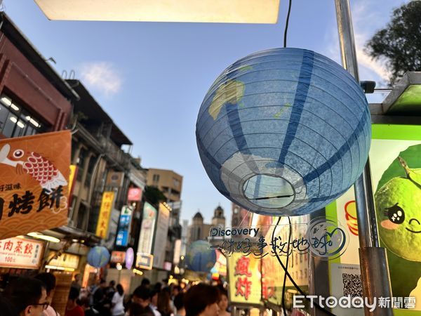 ▲▼寧夏夜市舉行「Discovery夜市減塑挑戰賽」。（圖／記者林育綾攝）