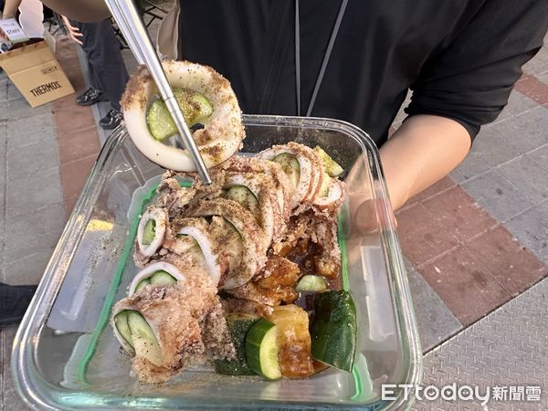 ▲▼寧夏夜市舉行「Discovery夜市減塑挑戰賽」。（圖／記者林育綾攝）