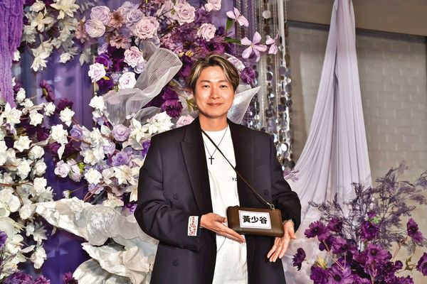 婚宴丟包大亂鬥／賴慧如婚禮尾聲掀「偷包風波」　苗真逼跪黃少谷險報警
