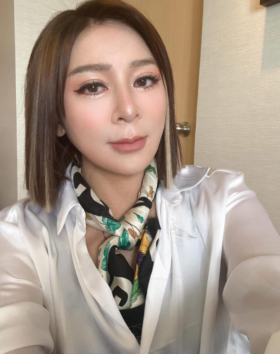 ▲▼王彩樺。（圖／翻攝自Instagram／lotuswang1124）