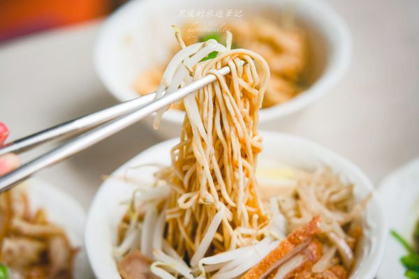 ▲▼湠集麻辣麵。（圖／部落客黑皮的旅遊筆記授權提供）