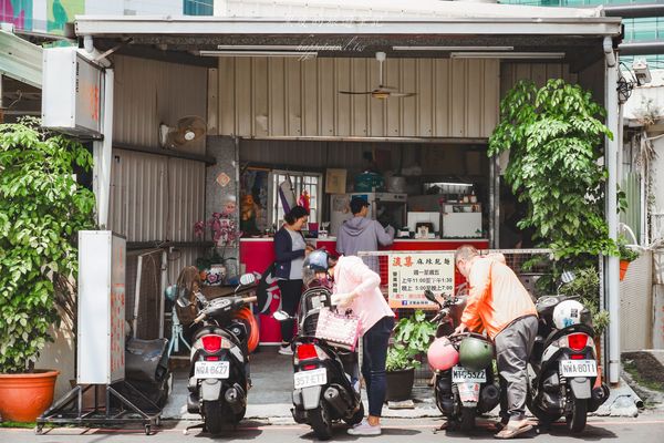 ▲▼湠集麻辣麵。（圖／部落客黑皮的旅遊筆記授權提供）