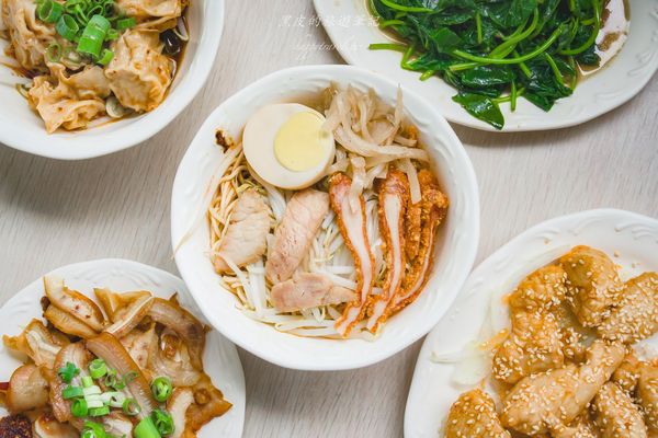 ▲▼湠集麻辣麵。（圖／部落客黑皮的旅遊筆記授權提供）