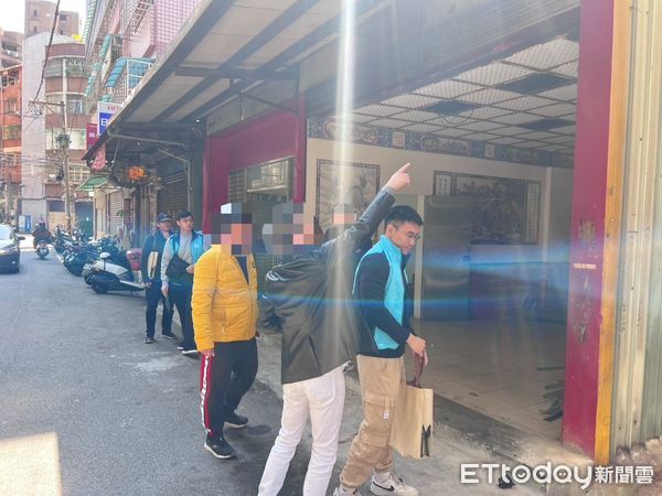 ▲▼新北市府強制拆除三重違法宮廟             。（圖／記者陳以昇翻攝）