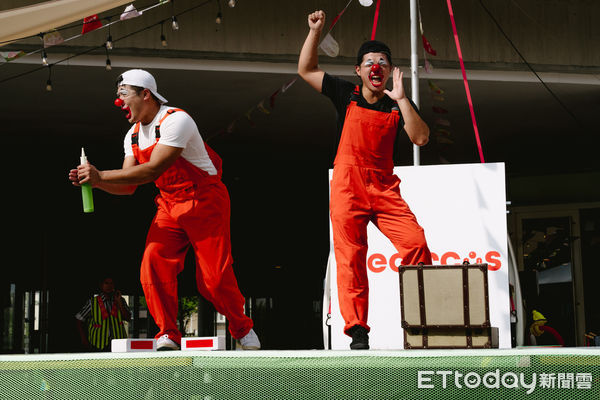 ▲藝術宅急便以「藝術即生活、表演即日常」為核心理念，結合當地信仰文化及自然環境，讓演出與場域共融共感，進一步提升社區的藝術素養與文化參與。（圖／記者游瓊華翻攝）