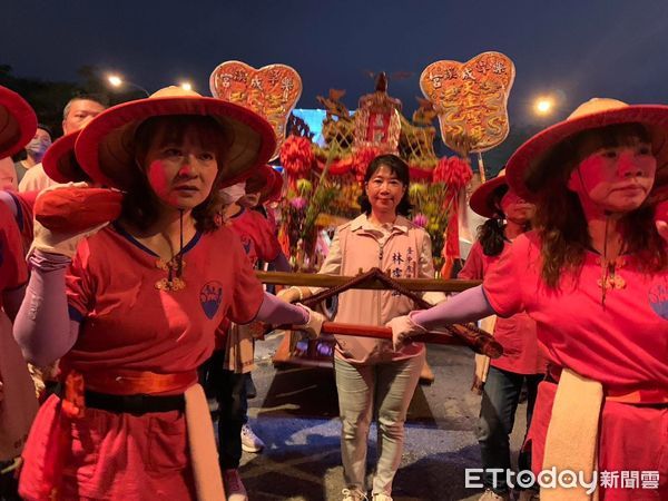 ▲▼樂成宮媽祖回鑾安座當晚，「菩薩議員」林張久美安詳辭世。（圖／市議員林霈涵臉書，下同）