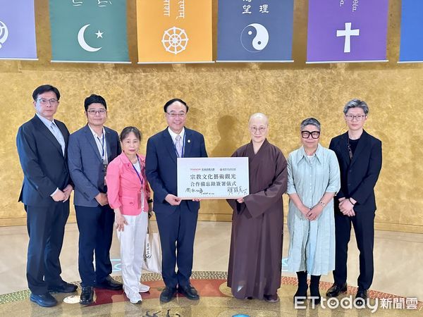 ▲▼觀光署與世界宗教博物館簽署觀光合作備忘錄。（圖／觀光署提供）